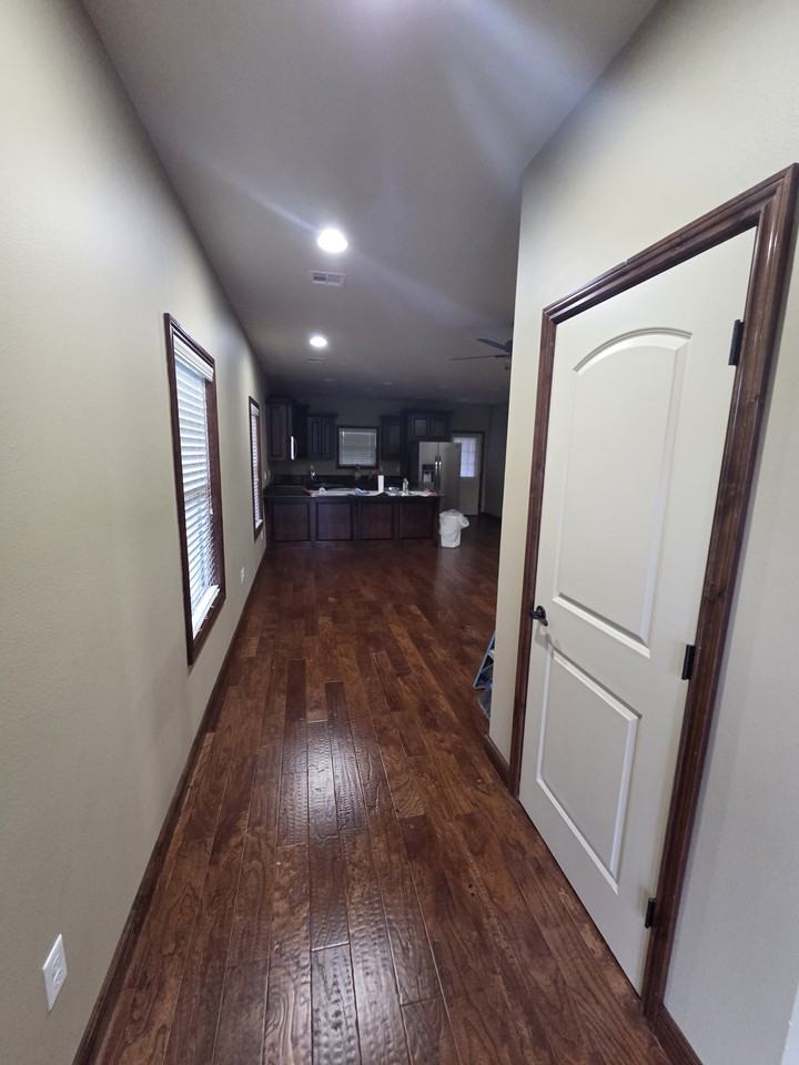 719 W 13th St #NA - Photo 3 of 19