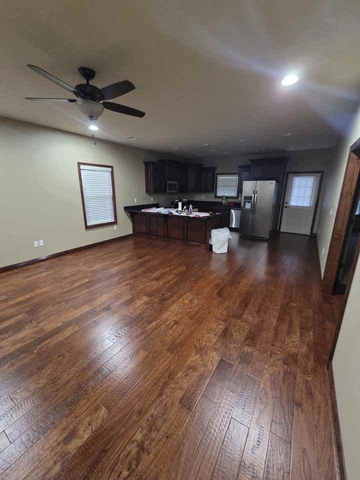 719 W 13th St #NA - Photo 4 of 19