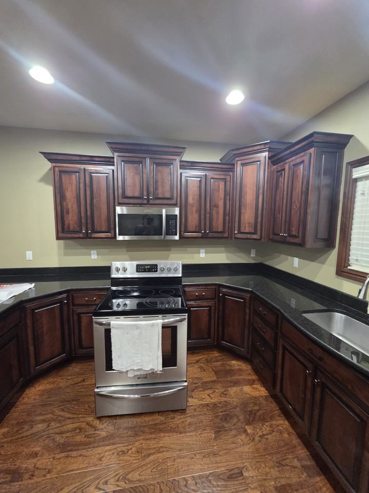 719 W 13th St #NA - Photo 6 of 19