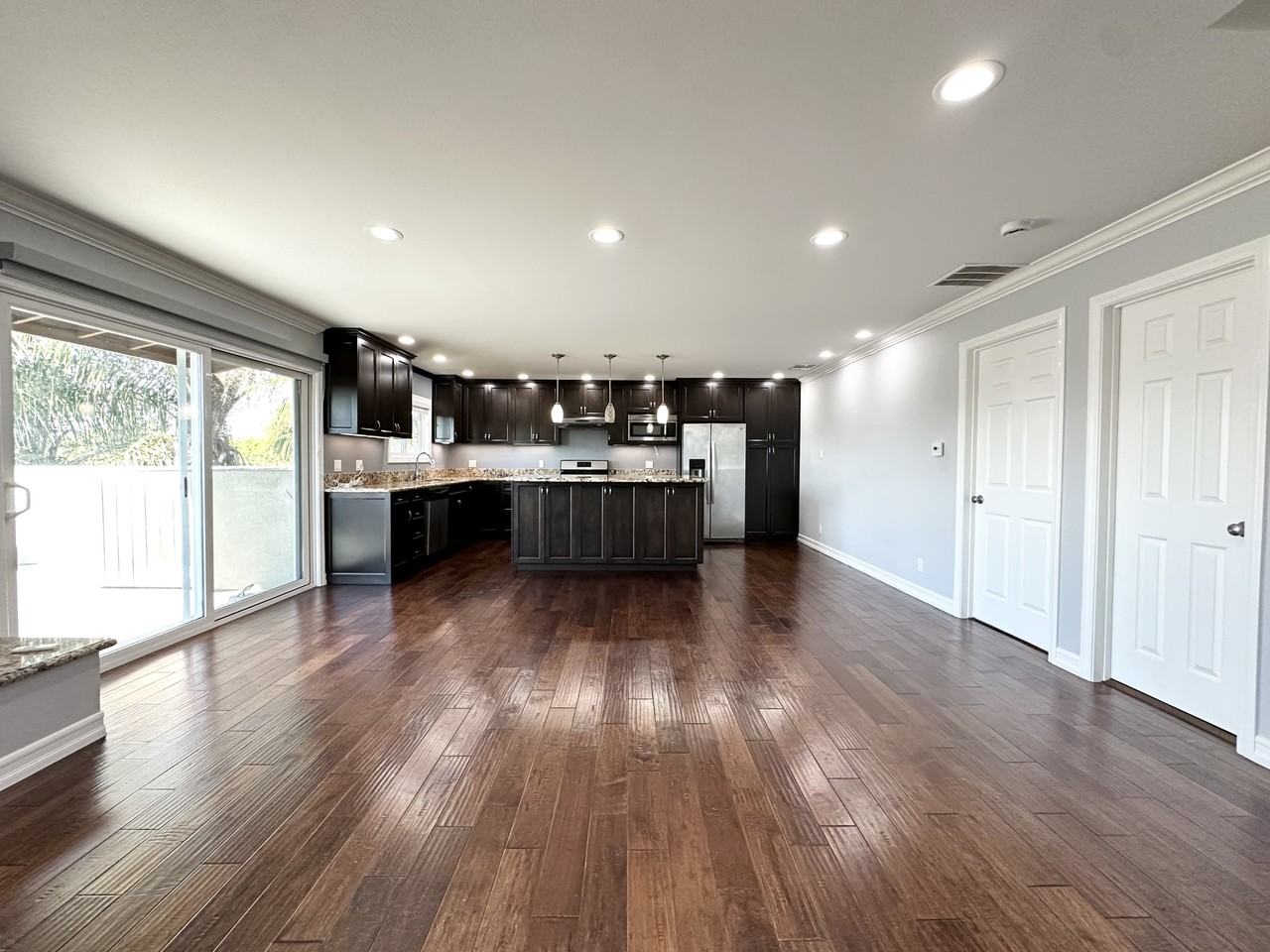 528 E 238th Pl #B - Photo 3 of 46