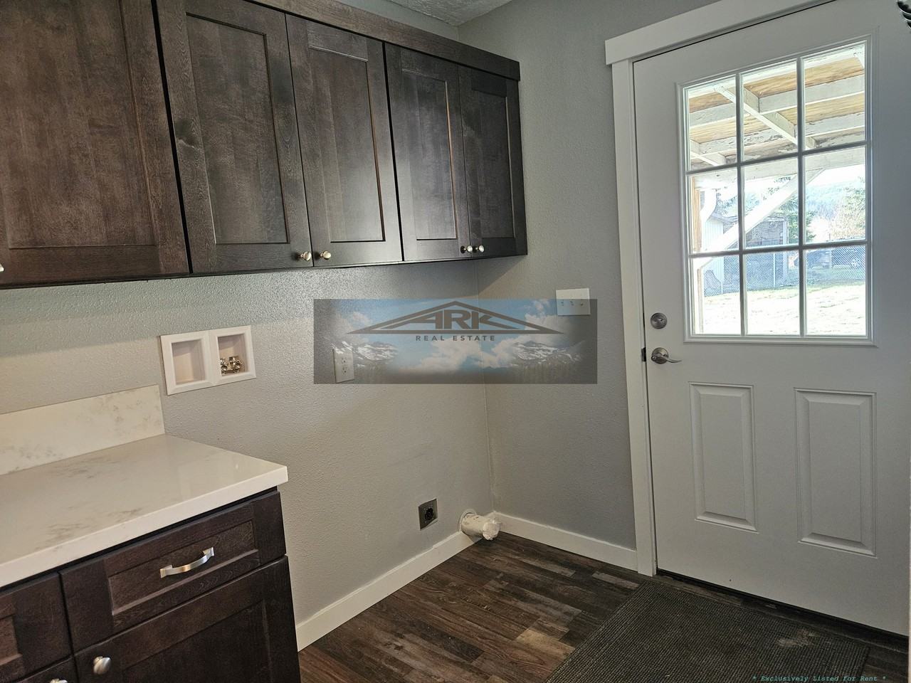 53311 W Lane Rd #1 - Photo 6 of 10