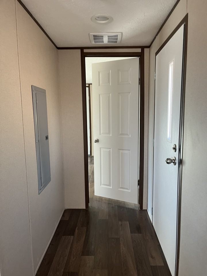 211 Brookstone Forest Way #NA - Photo 5 of 12