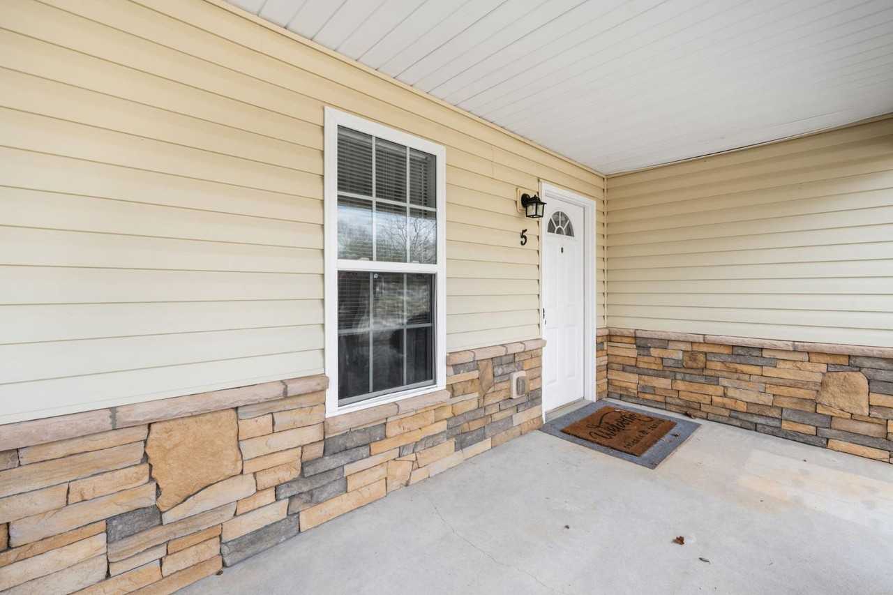 5 Pine Cone Ln - Photo 4 of 20