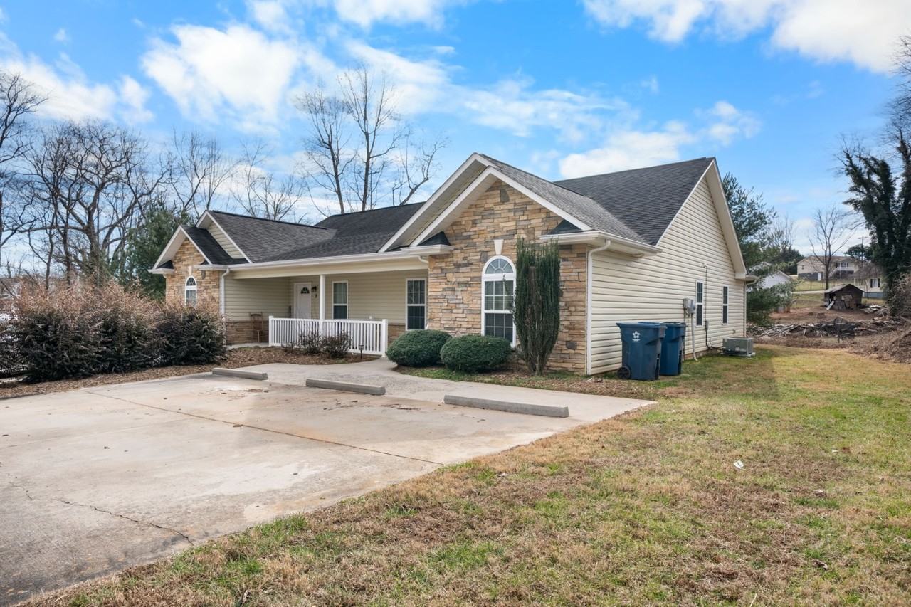 5 Pine Cone Ln - Photo 5 of 20