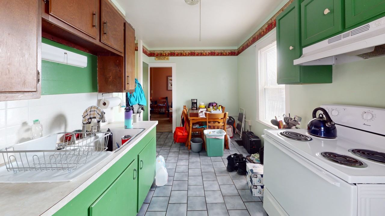 10 N Winchester St #3 - Photo 2 of 7