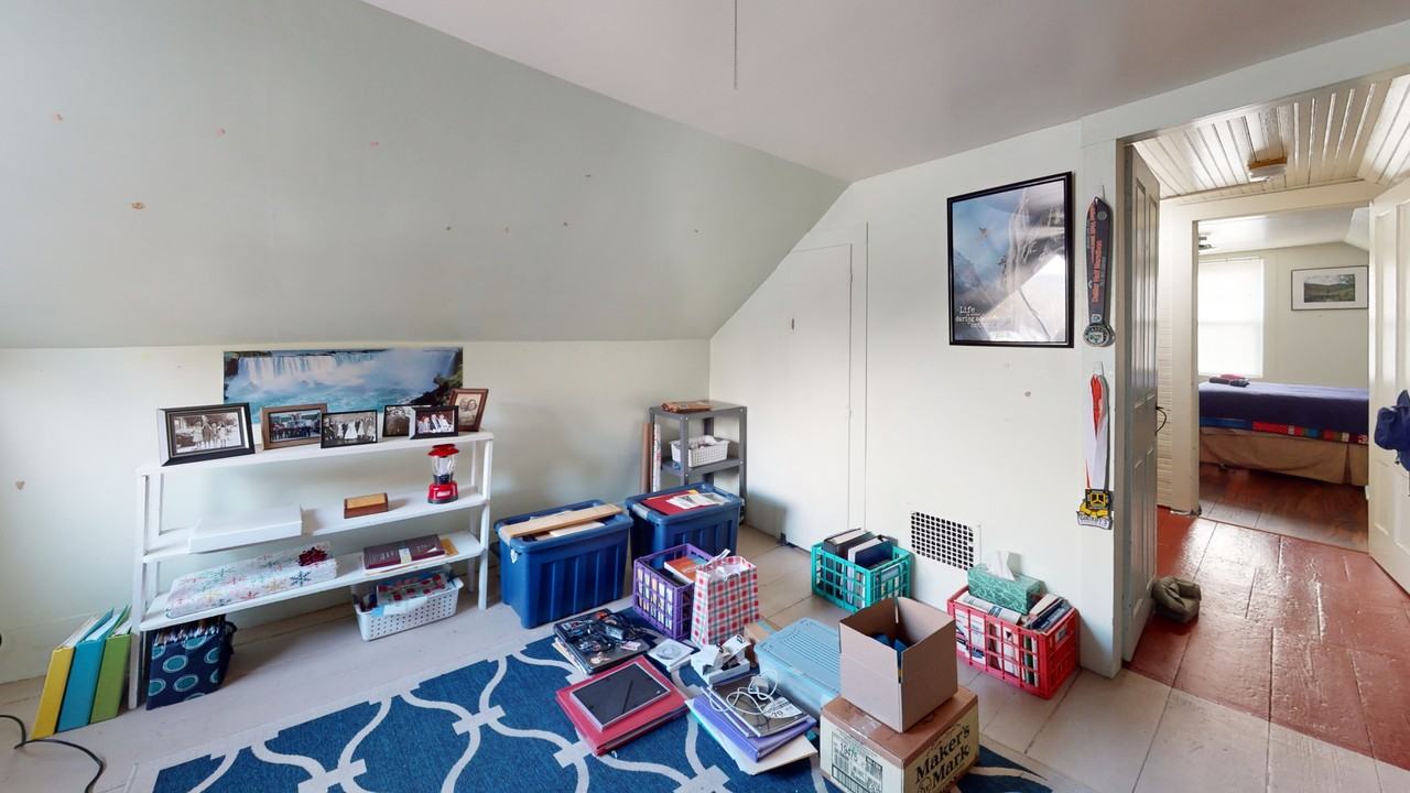 10 N Winchester St #3 - Photo 5 of 7