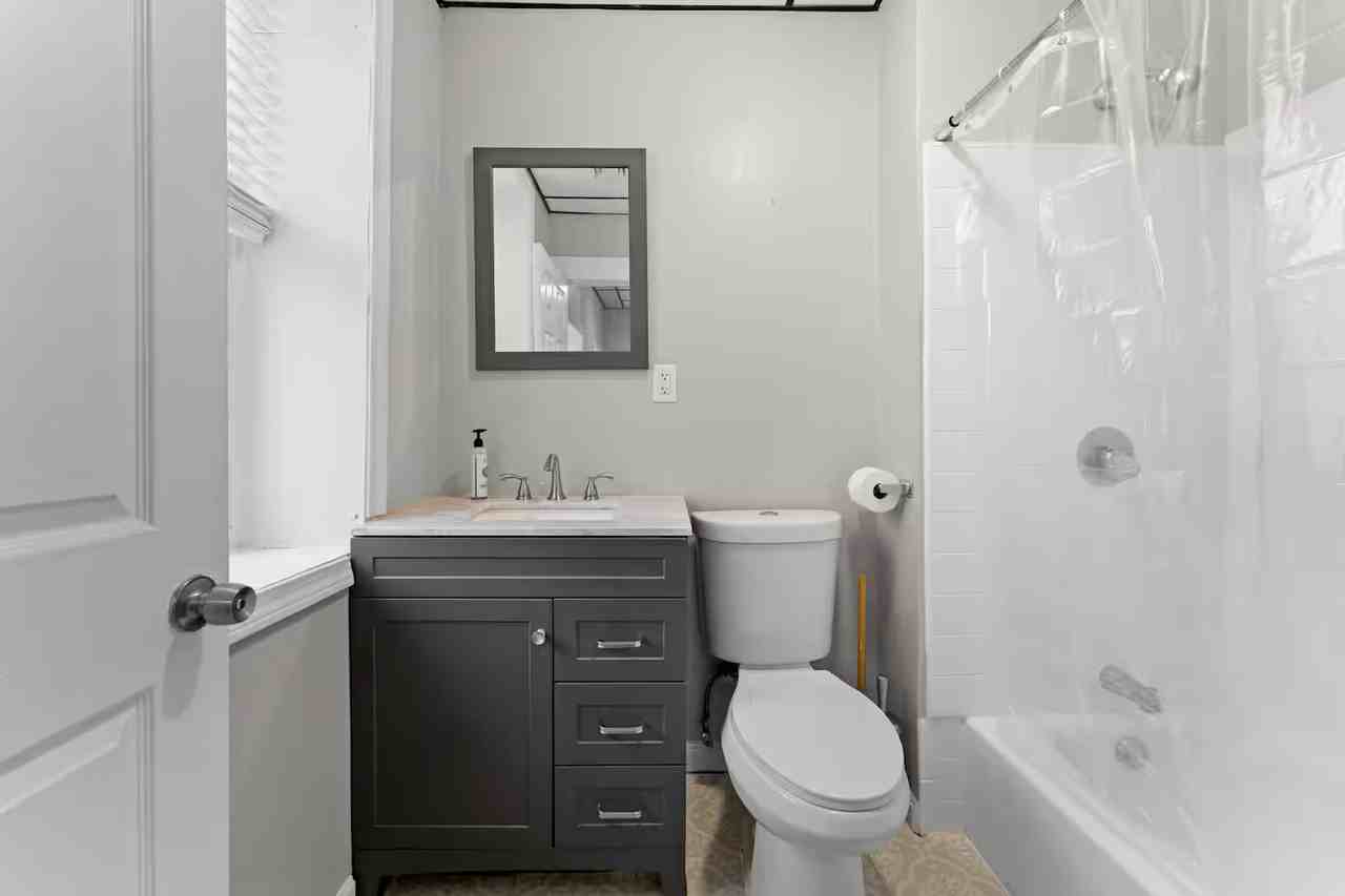 47 Coleman St - Photo 5 of 20