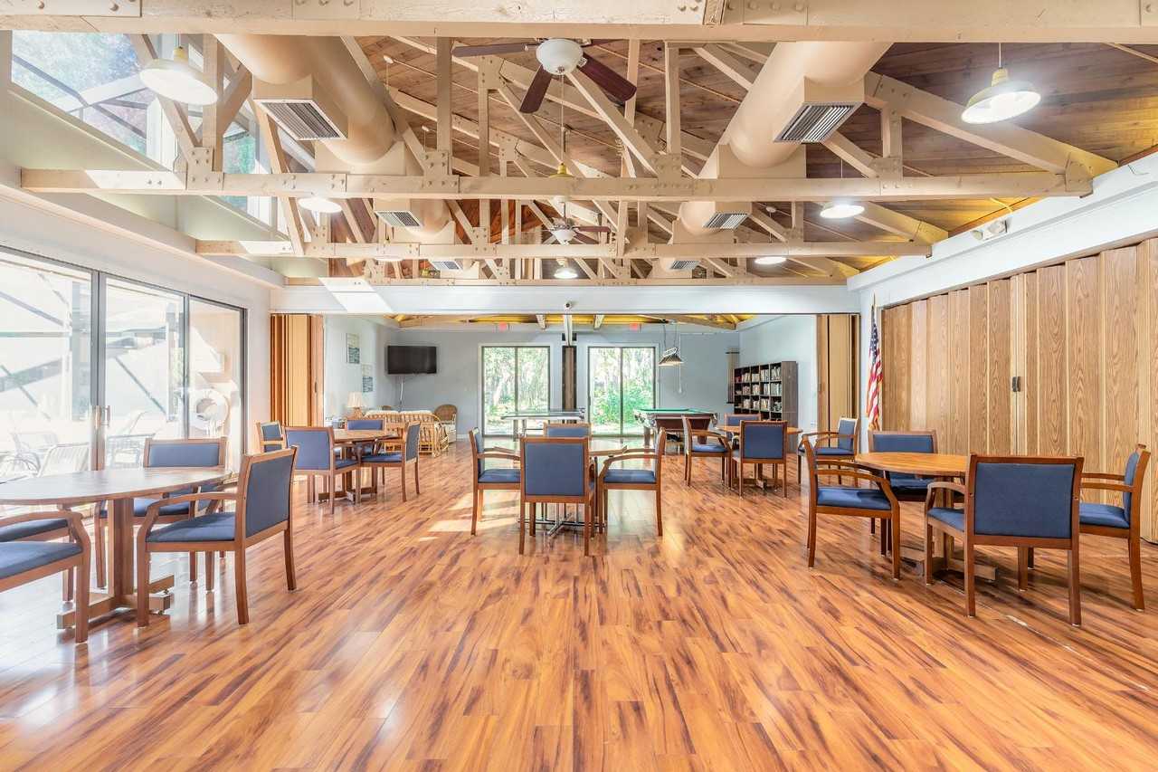 24 Pinehurst Pl - Photo 5 of 20