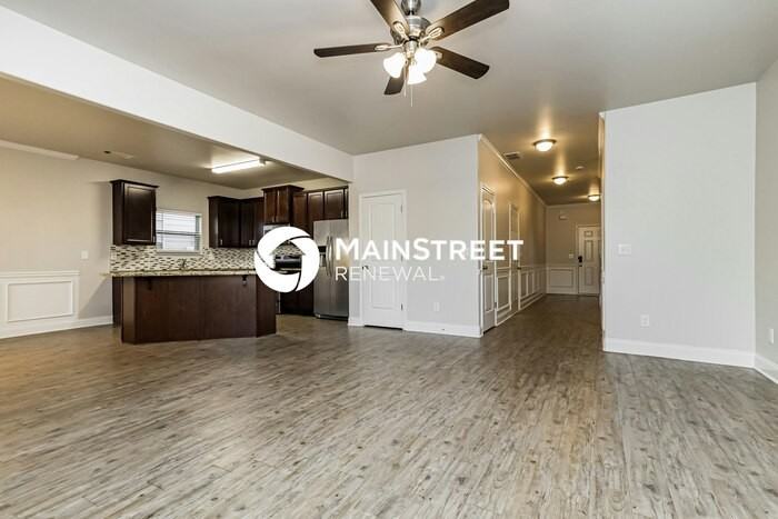 175 Leland Ln - Photo 2 of 19