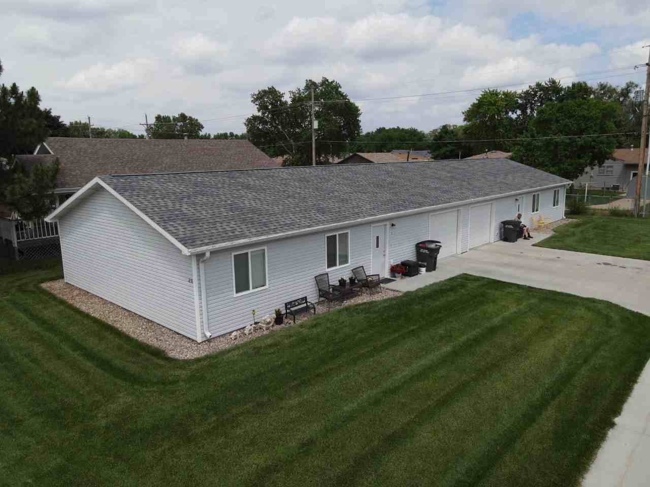 Custer Condo’s - Photo 2 of 10