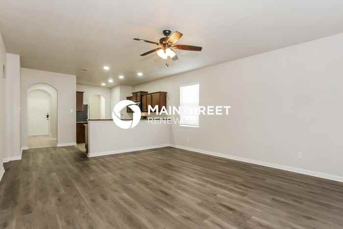 12417 Shine Ave - Photo 4 of 18