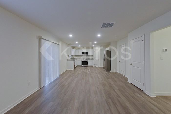 12 Marbury Dr - Photo 2 of 25