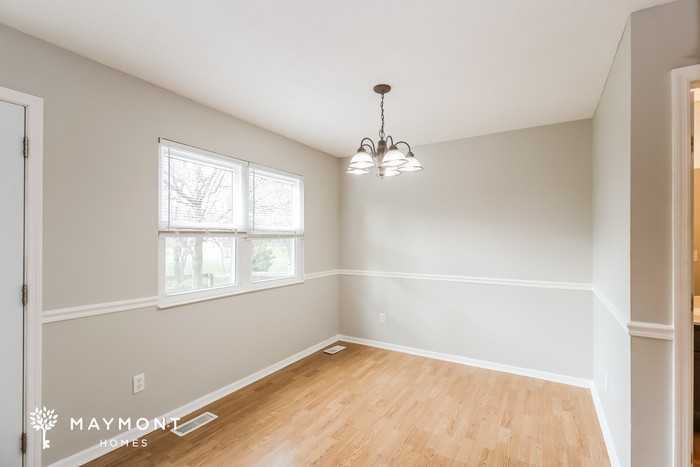 151 Cross Creek Ln - Photo 6 of 13