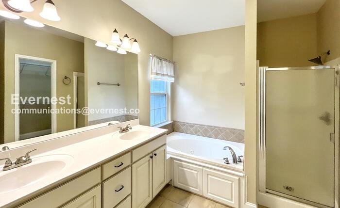 2095 Baggett Rd - Photo 7 of 25