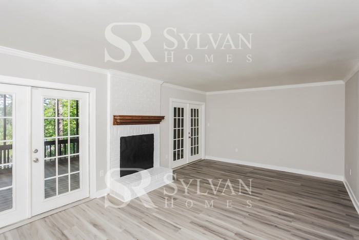 337 Pine Cliff Ct - Photo 4 of 16