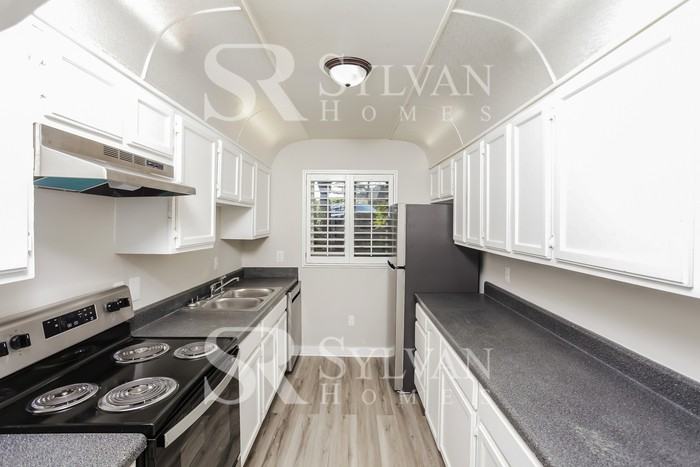 337 Pine Cliff Ct - Photo 7 of 15