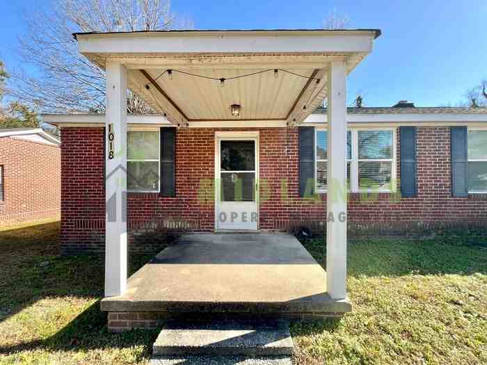 1018 Munsen Spring Dr - Photo 2 of 29