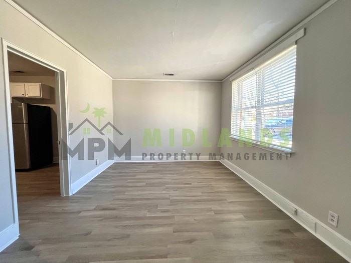 1018 Munsen Spring Dr - Photo 3 of 29