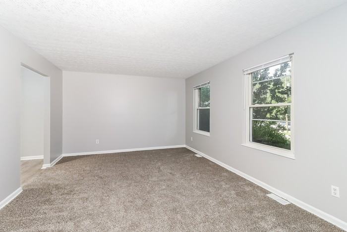 9932 Greenriver Dr - Photo 6 of 15