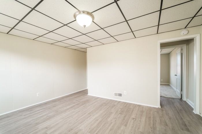 1917 Searles Rd - Photo 3 of 16