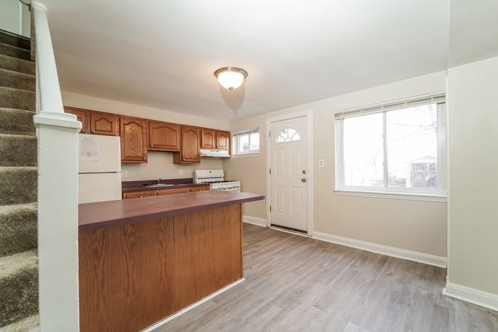 1917 Searles Rd - Photo 7 of 16