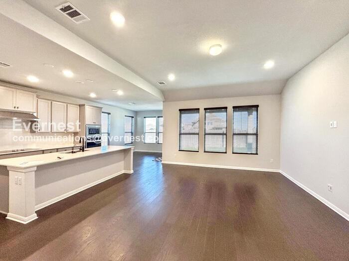 102 Santo Spirit Rd - Photo 4 of 27