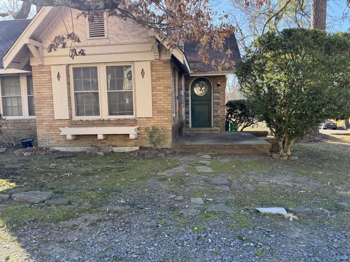 223 Walnut St #223 - Photo 2 of 9