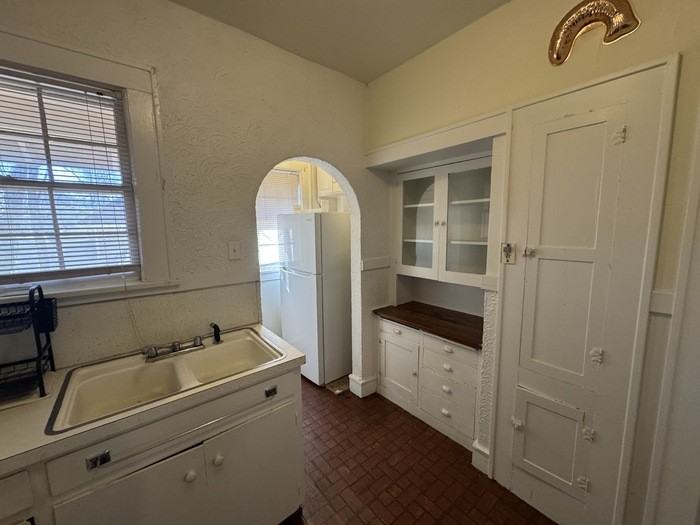 223 Walnut St #223 - Photo 6 of 9