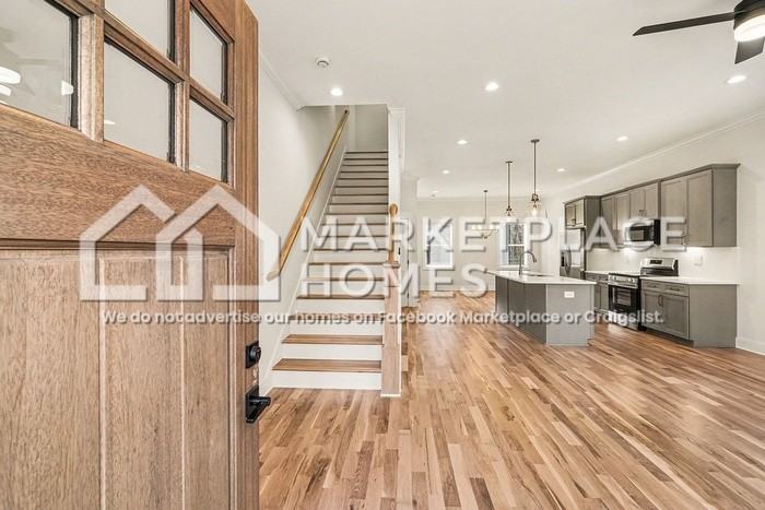 1034 E Trinity Ln #A - Photo 6 of 31