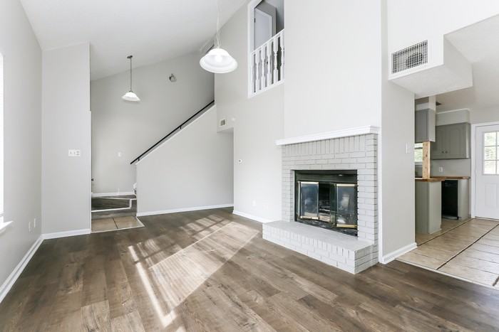 103 Dale Dr - Photo 4 of 12