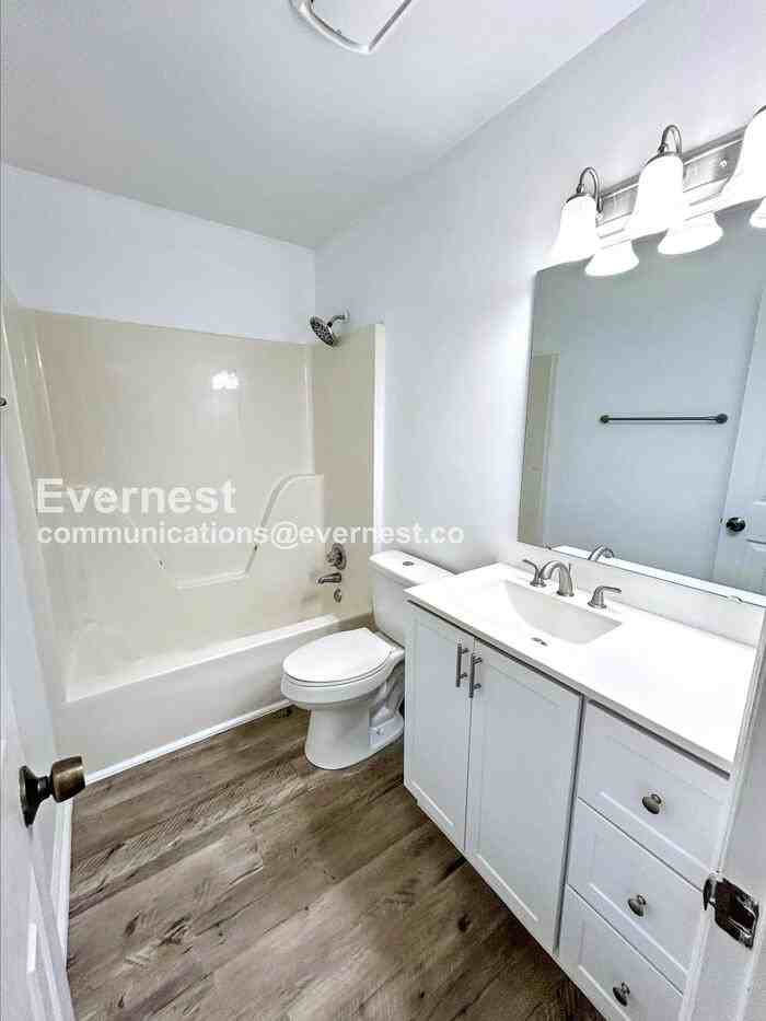 3214 Westbury Dr - Photo 6 of 22