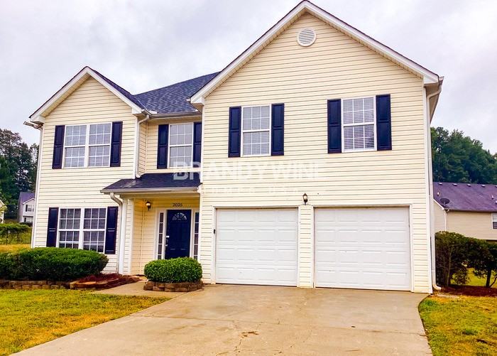 2025 Newton Estates Dr - Photo 2 of 33