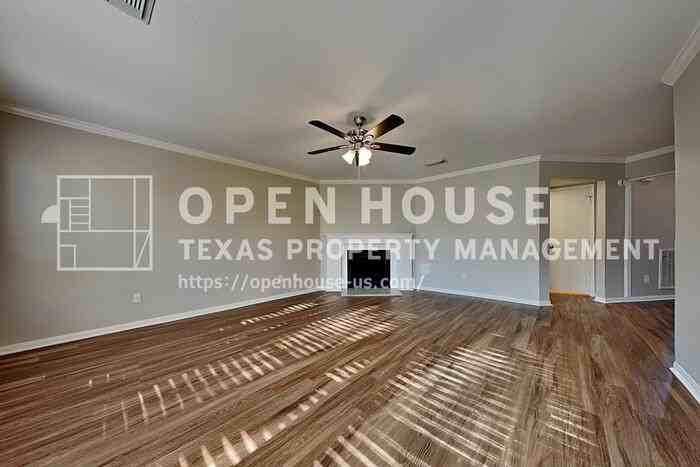 30826 Trinket Dr - Photo 4 of 25