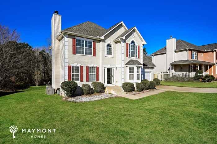 5417 Peachtree Landing Dr - Photo 2 of 3