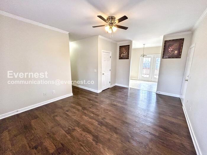 503 Castleview Dr - Photo 5 of 25