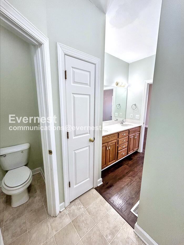 503 Castleview Dr - Photo 7 of 25