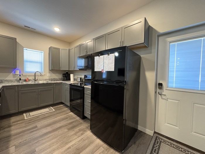 5259 Oakcrest Hill Rd Se #4 - Photo 4 of 20