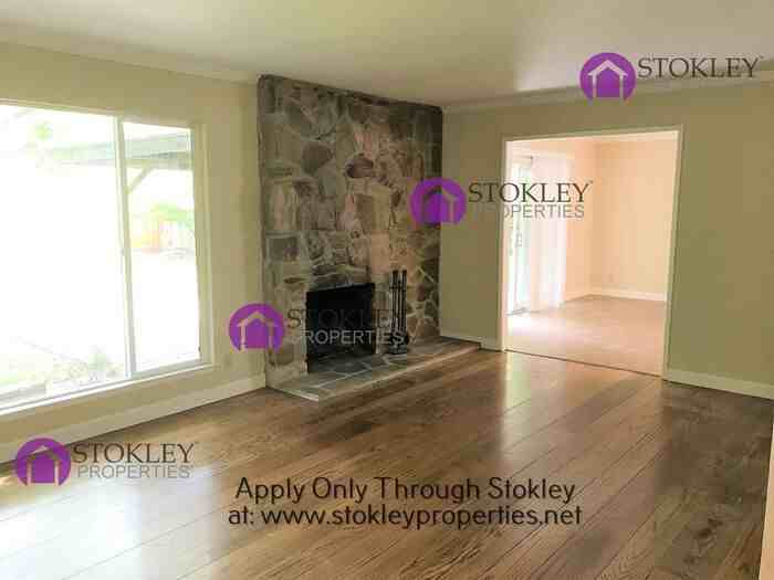 229 Twinview Dr - Photo 2 of 15