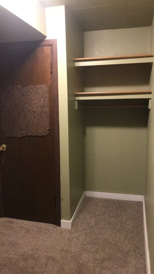 411 8th St #411 - Photo 7 of 19