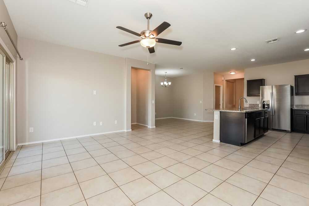 5032 E Black Opal Ln - Photo 4 of 16