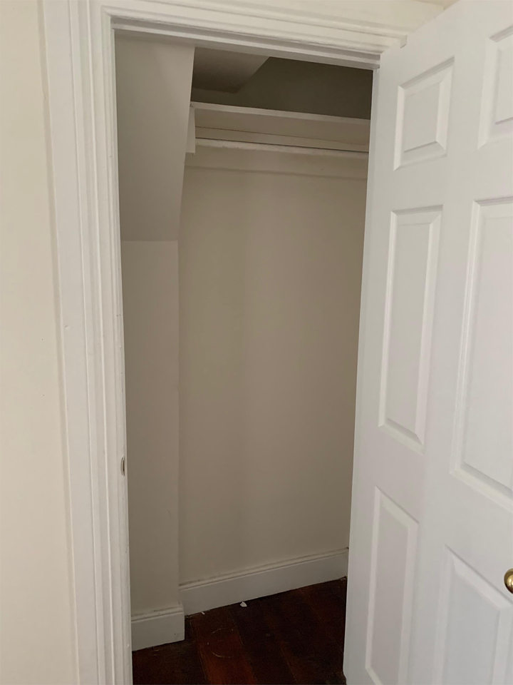 2225 Venable St #1 - Photo 5 of 9