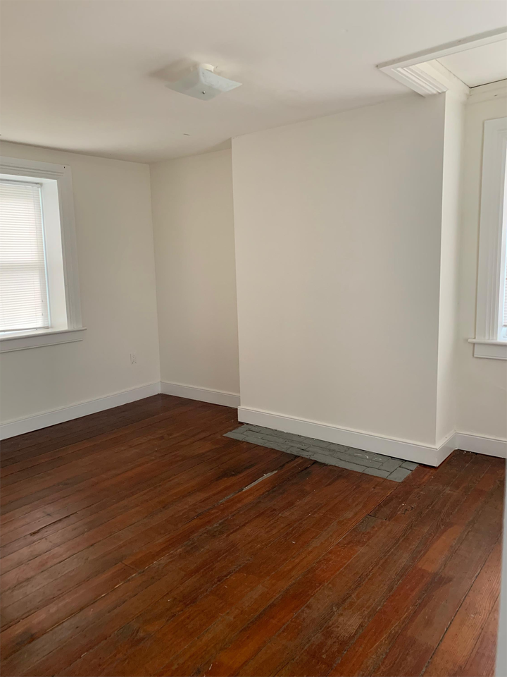 2225 Venable St #1 - Photo 6 of 9