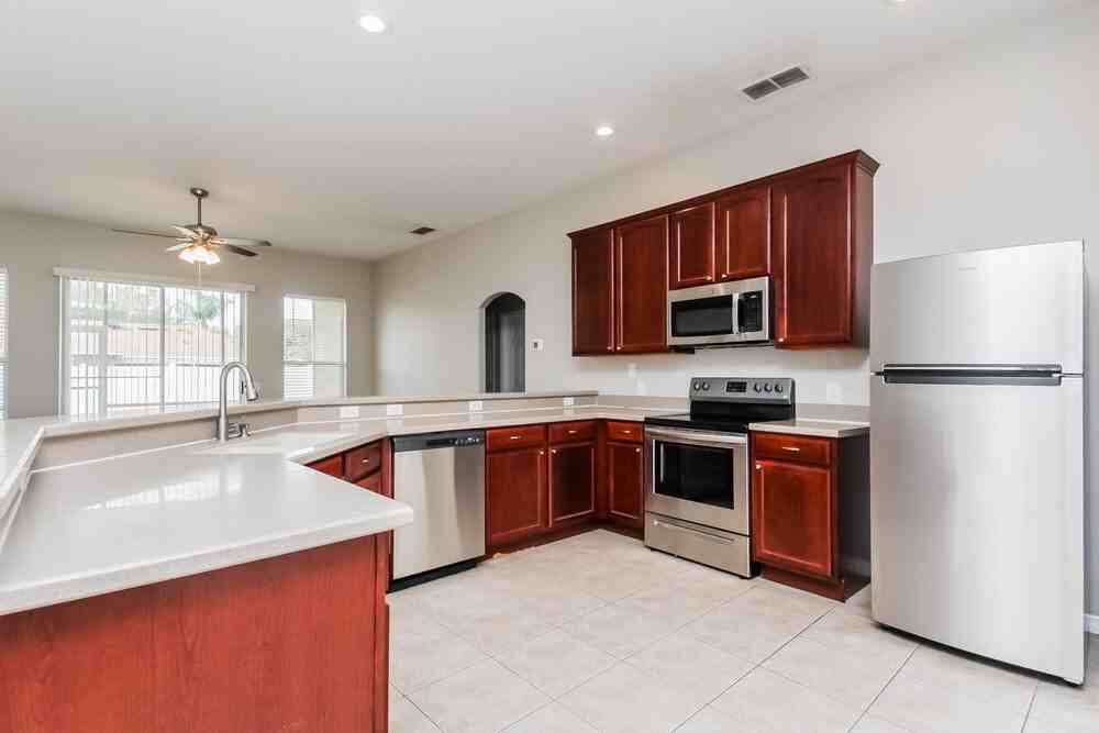 265 Cranbrook Dr - Photo 6 of 16