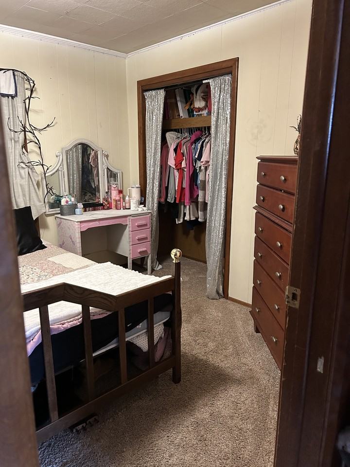 150 S 3rd St #1 - Photo 2 of 7