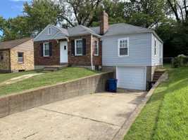 featured image of 226 Henquin Dr #1