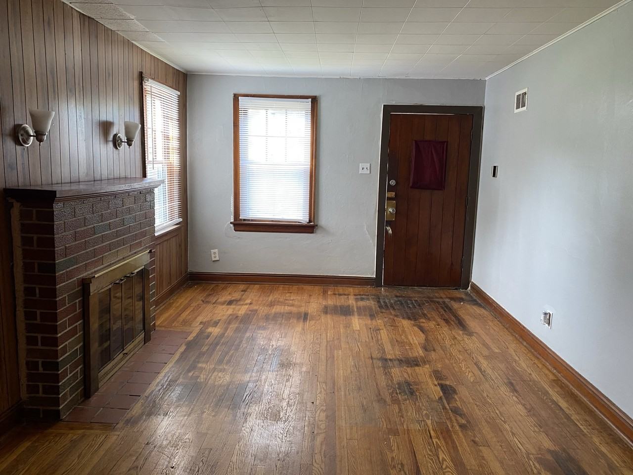 226 Henquin Dr #1 - Photo 2 of 18