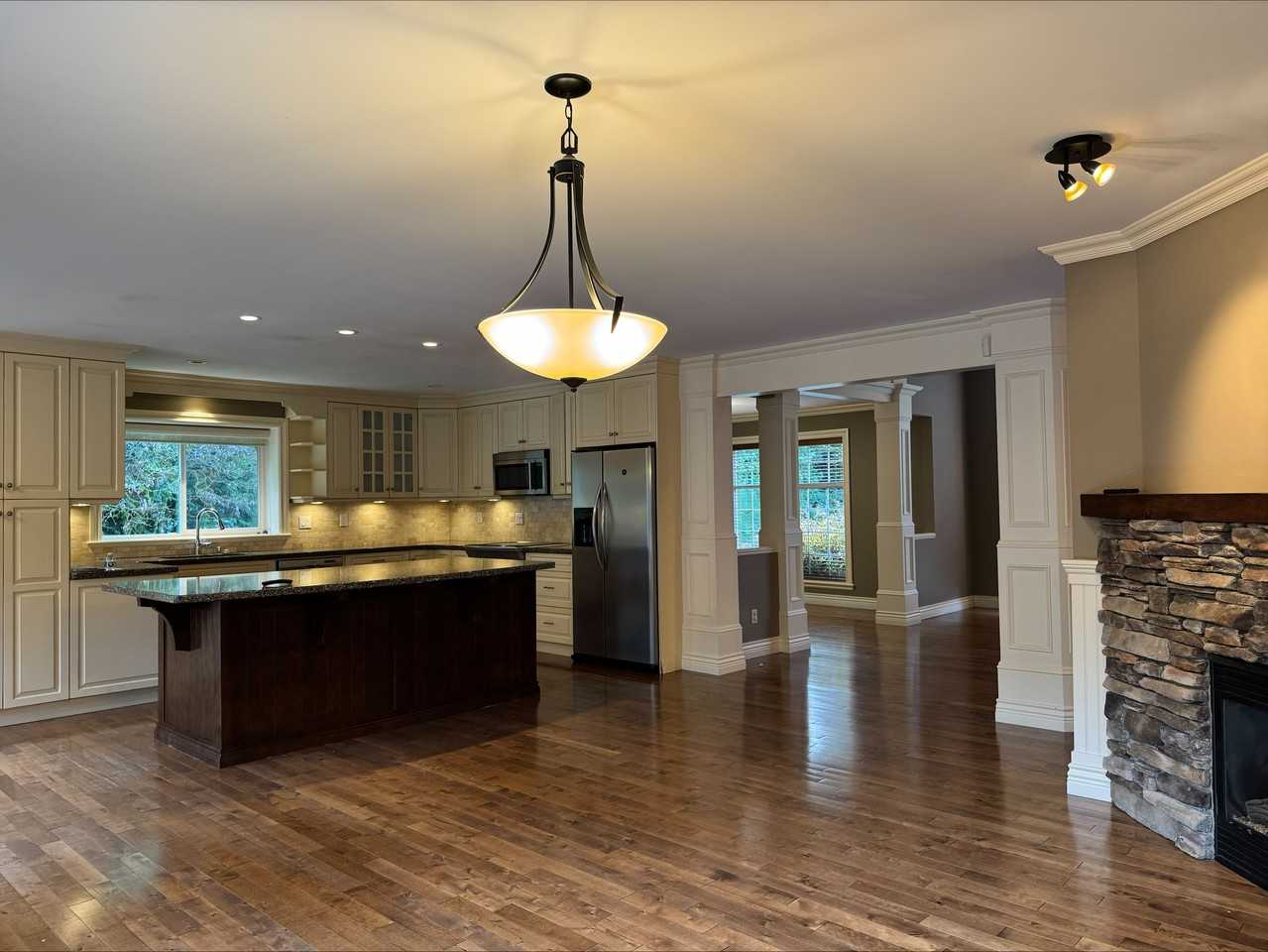 4072 Prairie St #1 - Photo 4 of 30