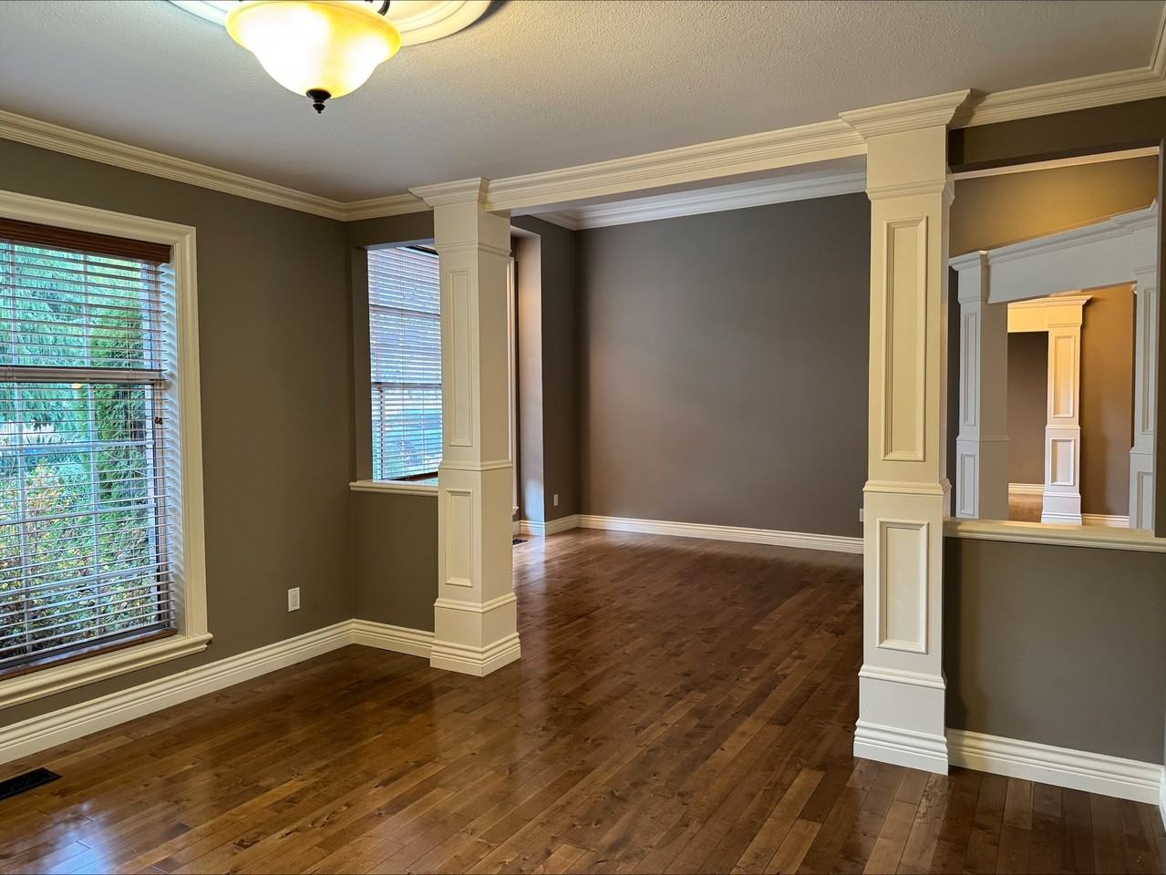 4072 Prairie St #1 - Photo 7 of 30