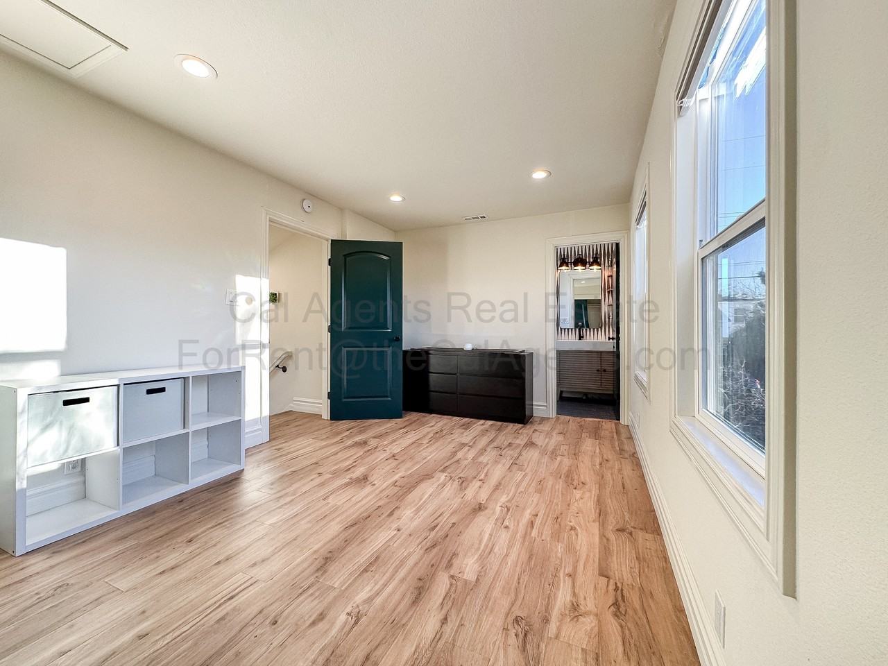 201 Ashbury Ave #1 - Photo 6 of 18