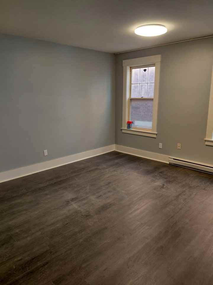 477 Main St #6 - Photo 4 of 7